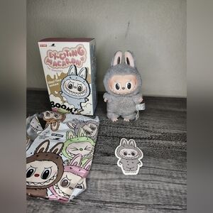 Pop Mart Exciting Macaron 'Sesame Bean' Labubu